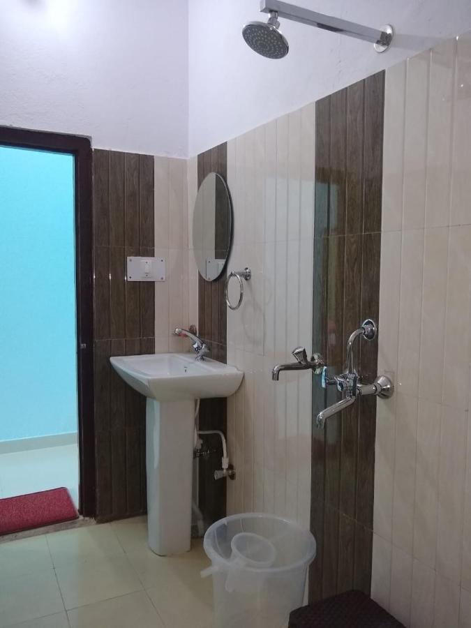 Hotel Vikram Palace Barkot Luaran gambar