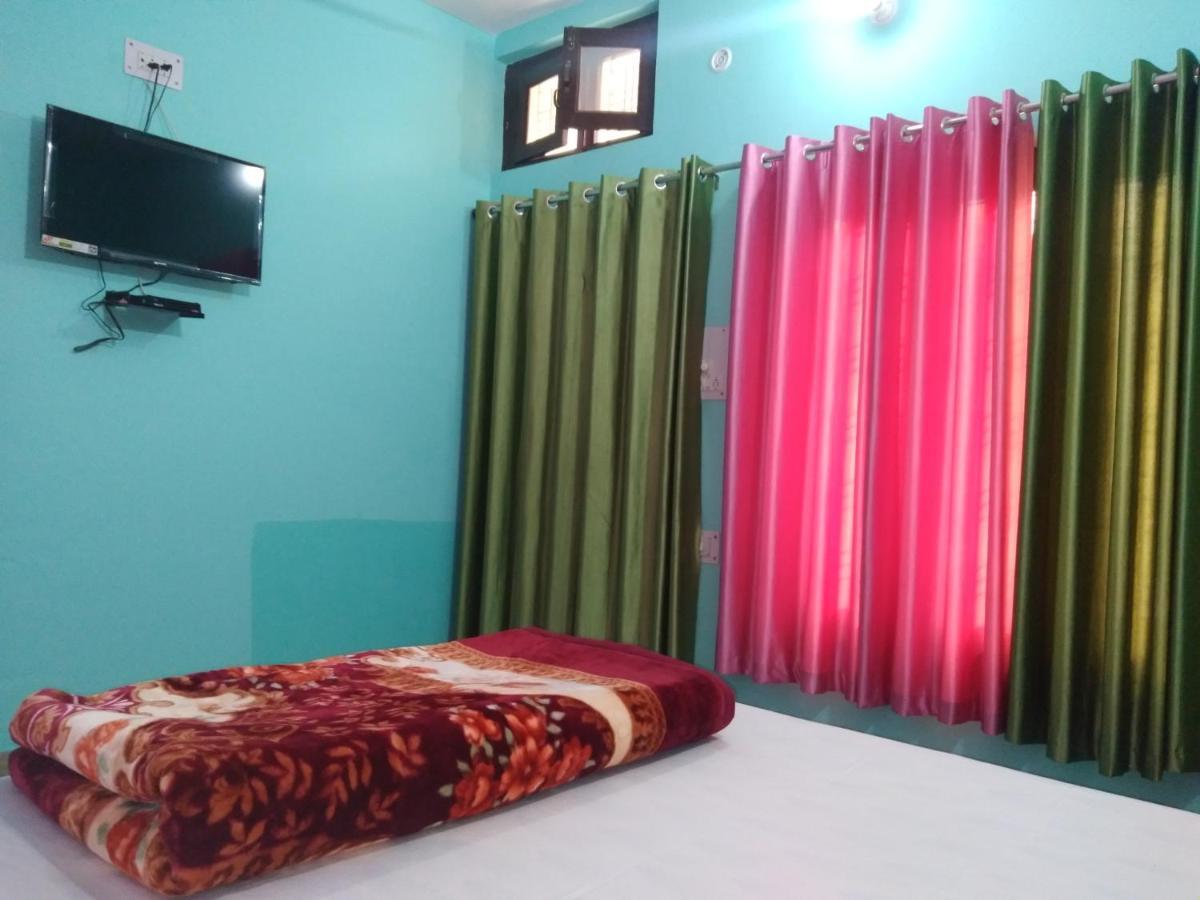 Hotel Vikram Palace Barkot Luaran gambar